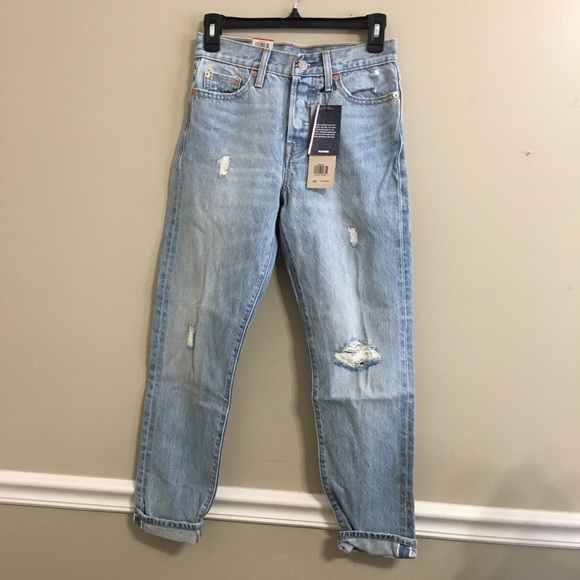 Levi's Denim - NWT high waisted wedgie Levi’s